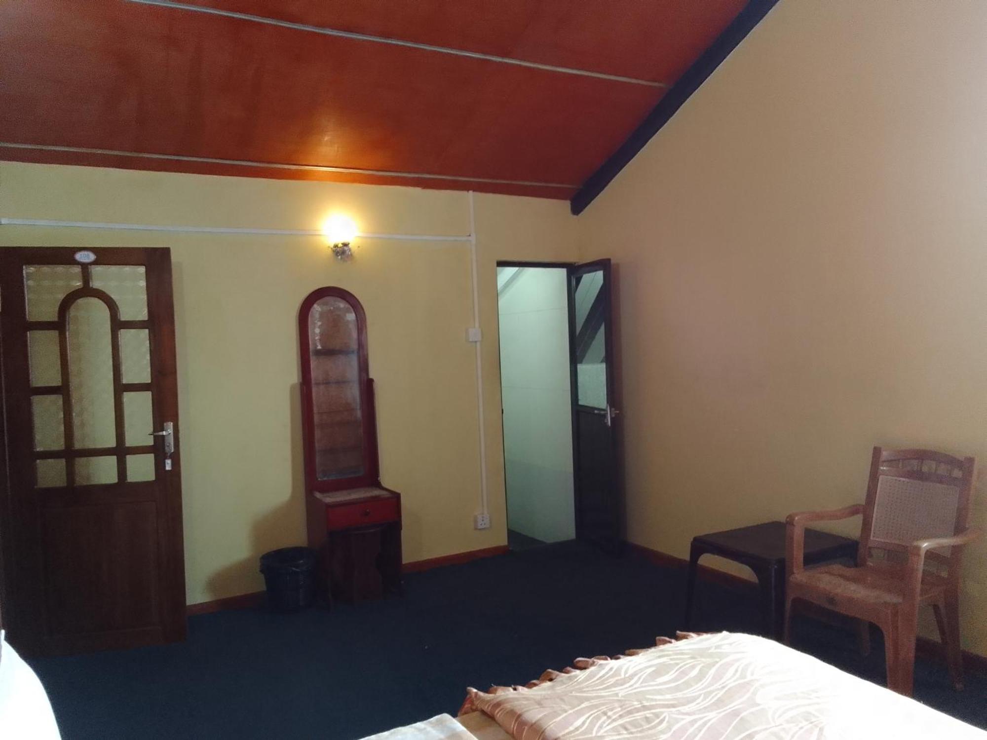 Himawari Hills Hotel Nuwara Eliya Room photo